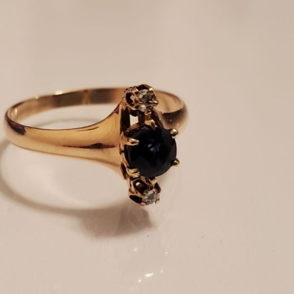 Antique 14K Sapphire and Diamond Ring - Picture 10 of 14